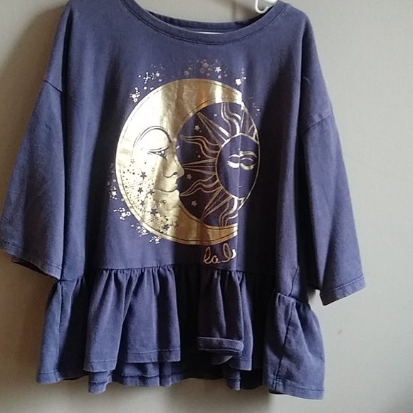 Jessica Simpson Other - Quarter length sleeves. Purple, grayish color.